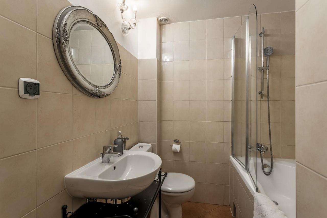 The Spiski Palace Apartments Cracovia Esterno foto